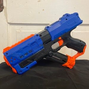 X Shot Ball Shooter